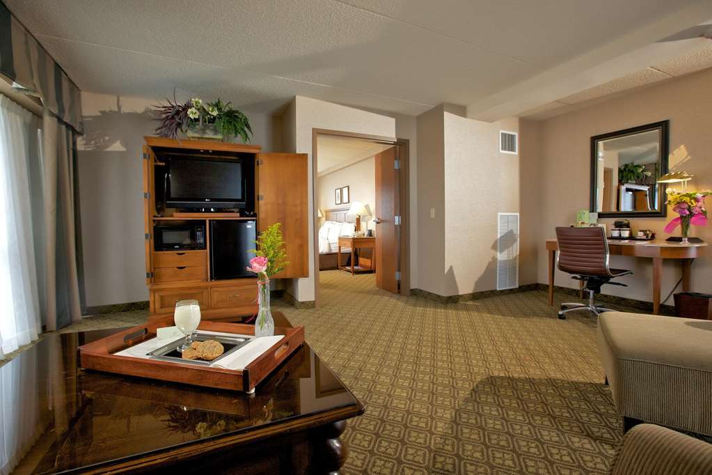 Doubletree By Hilton Bay - Riverfront Hotel Bay City
