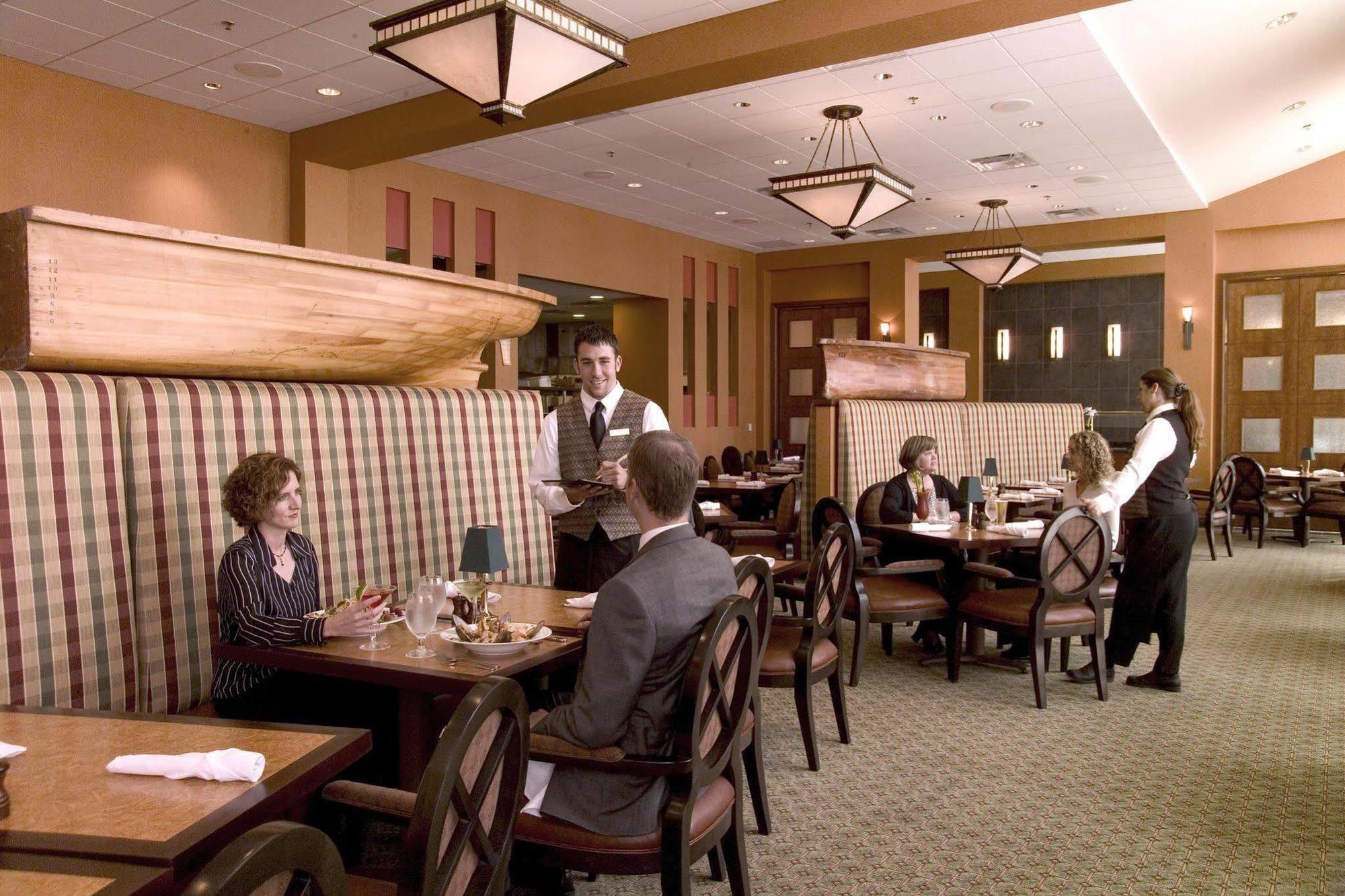 Doubletree By Hilton Bay - Riverfront